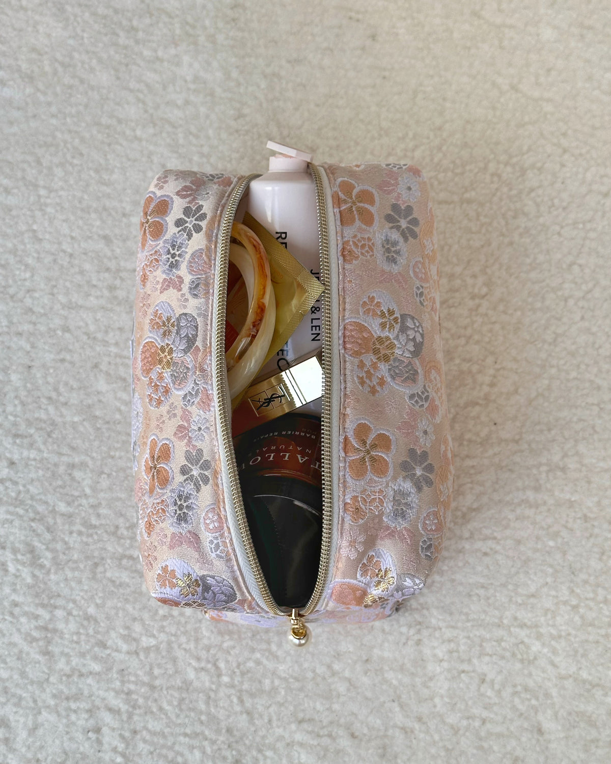 Momo Pouch